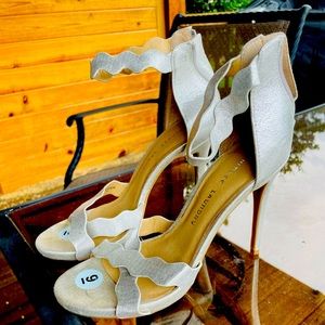 ‼️Clear Out‼️ Shoes, 5” heels, silver, excellent condition